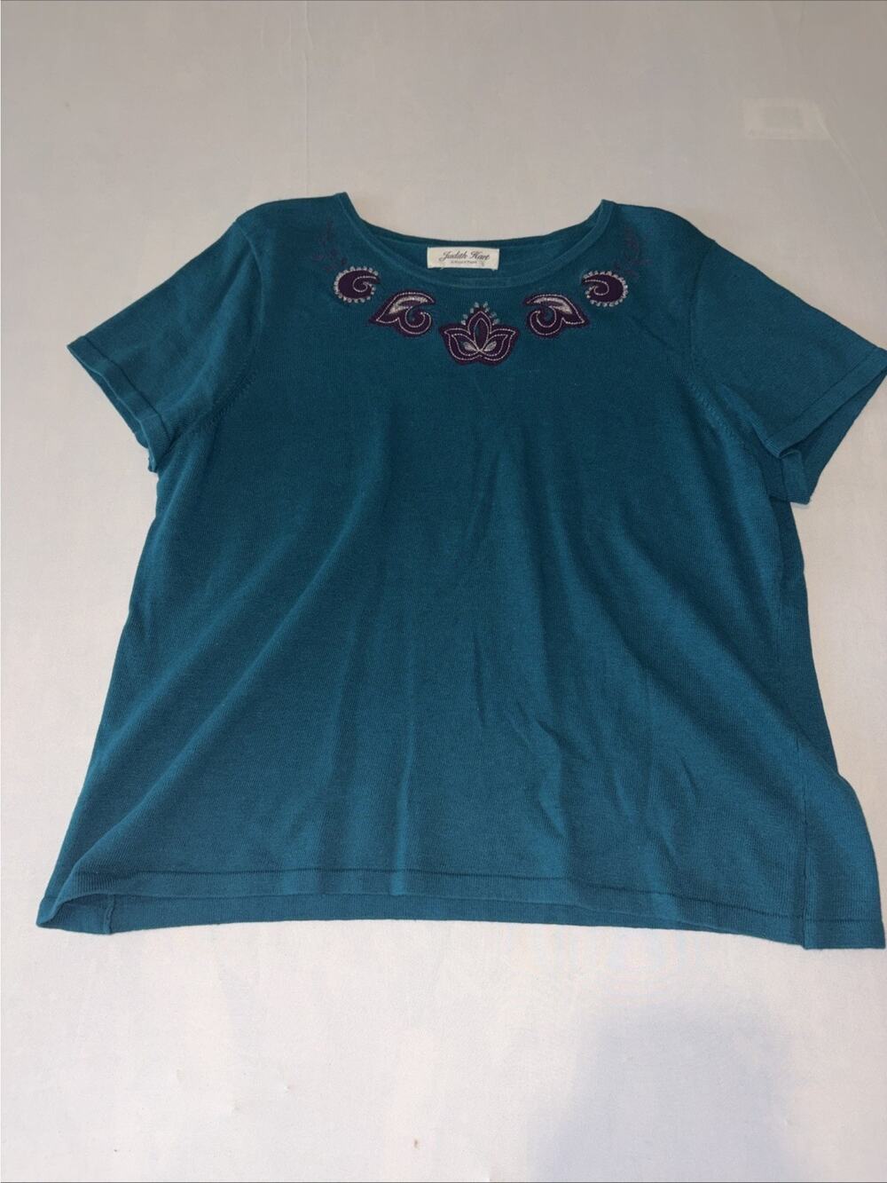 Judith Hart Collection Women’s T Shirt Vintage Knitted